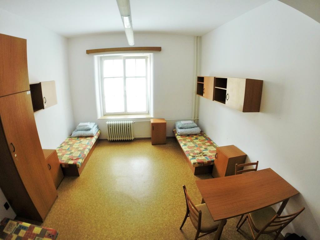 Dizzy Daisy Hostel Prague Room photo